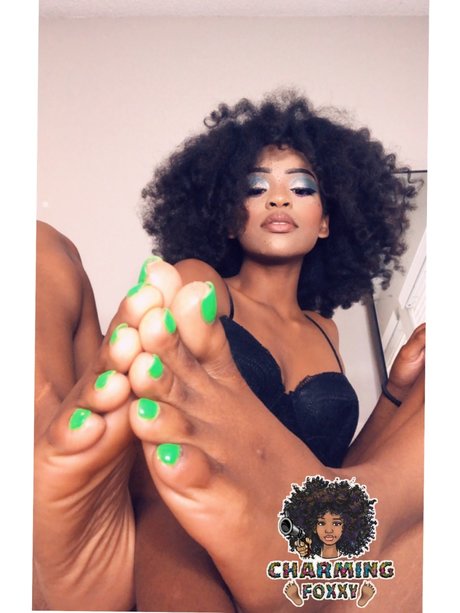 Charming Foxxy high quality model image