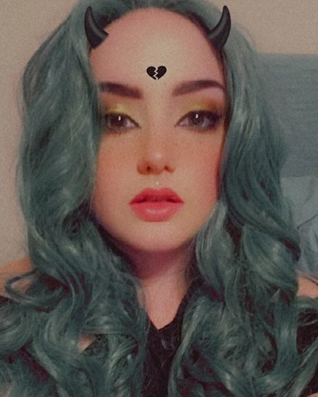 Ara at the Altar erotic model pics