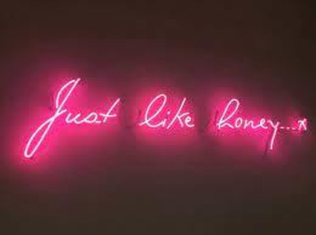 Alexeila star top pic