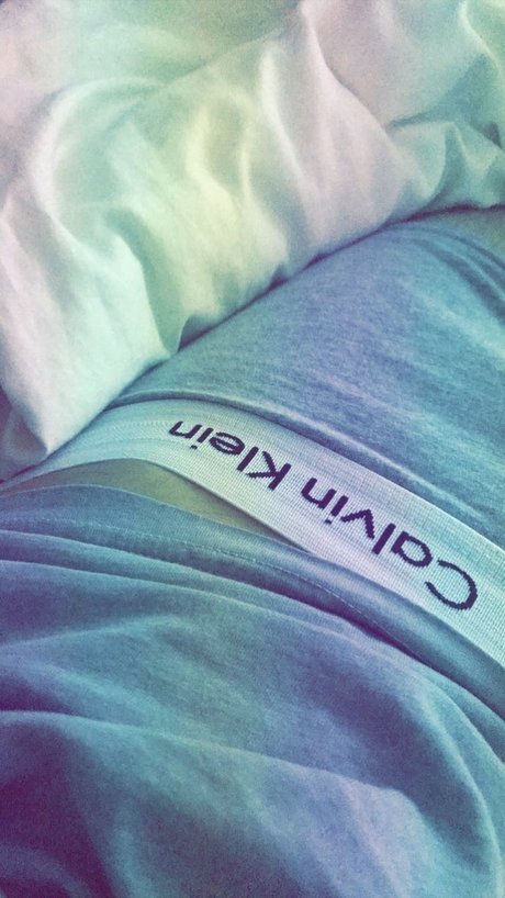 Nonamechange18 model erotic photo