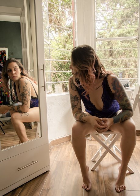 KARLA AQUINO CUEVAS model hd archive