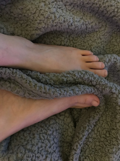 Alice Green star nude photos