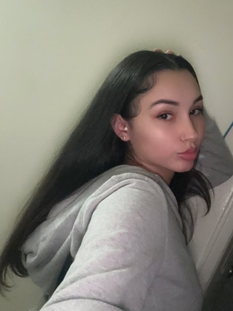 Munekitaa model high quality picture