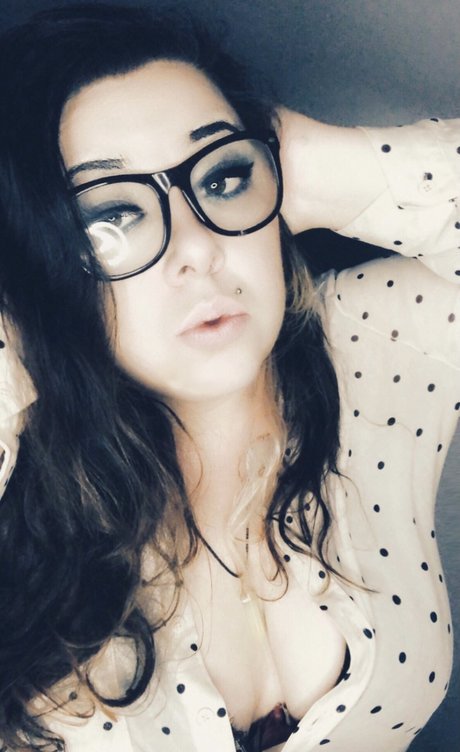 Adella Lust nice model pics