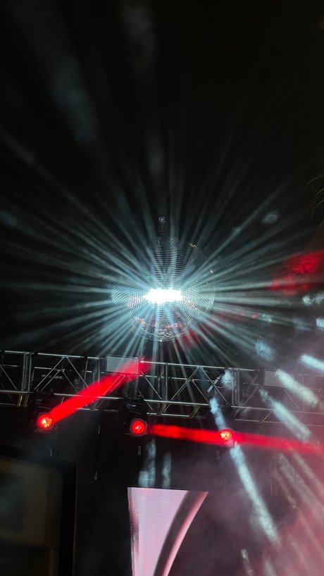 atomic high quality star pic