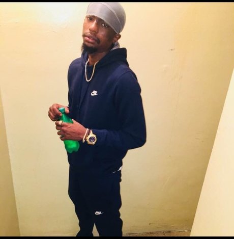 Omega Boog naked model photos