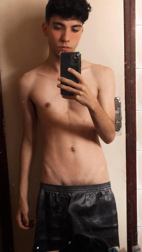 O Ariel hot star images