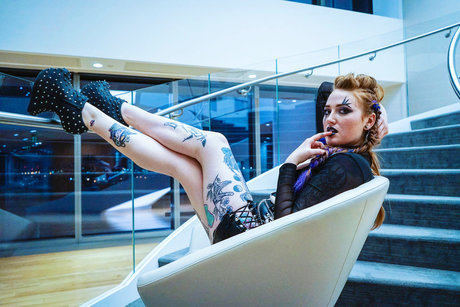 Nyxx Hollow hot star photo