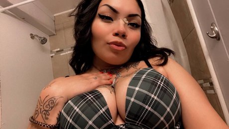 _AlexandriaD_ star adult pictures