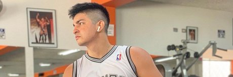 Andres Mojica art model photo