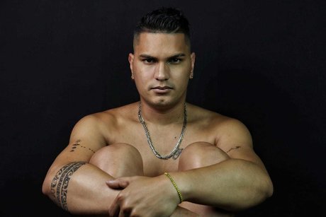 Alejandro Cordoba naked model galleries