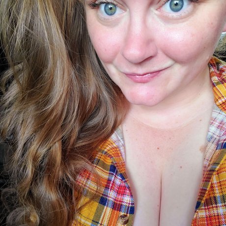 All Natural Ash pornstar nude gallery