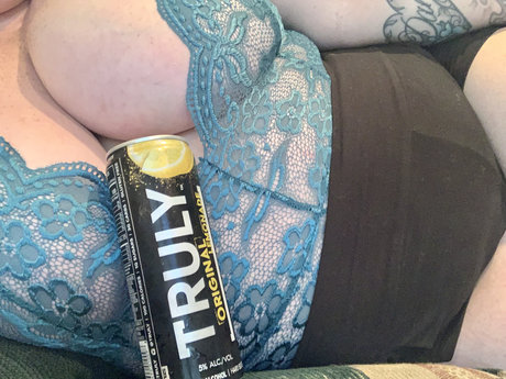 Aannunzi727 high quality model picture