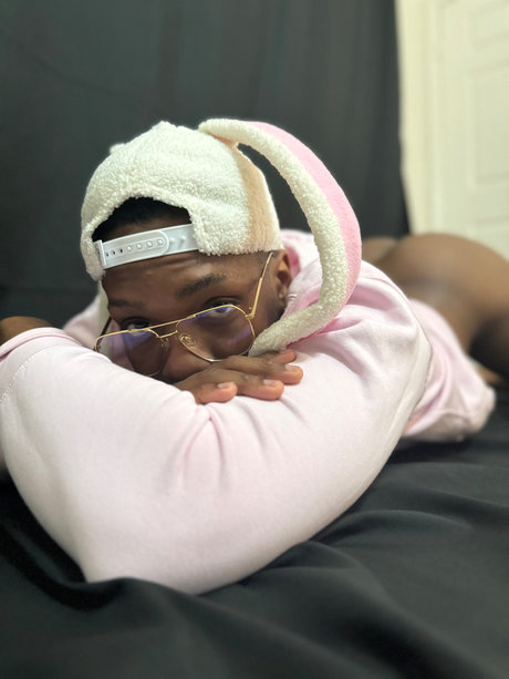 Entirely Different King naked model archive