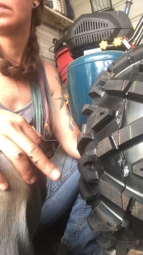 OhHelloBeautiful_ model art images