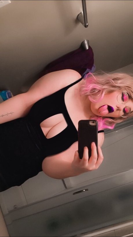 OhGoshCharlee model porn photo