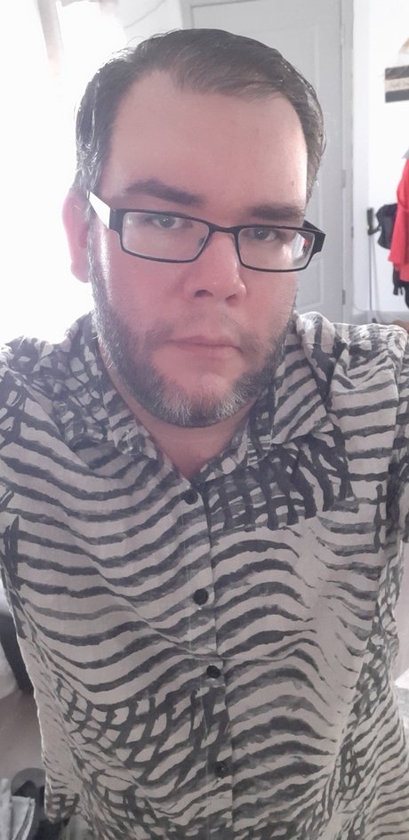 Leroy James erotic pornstar pics