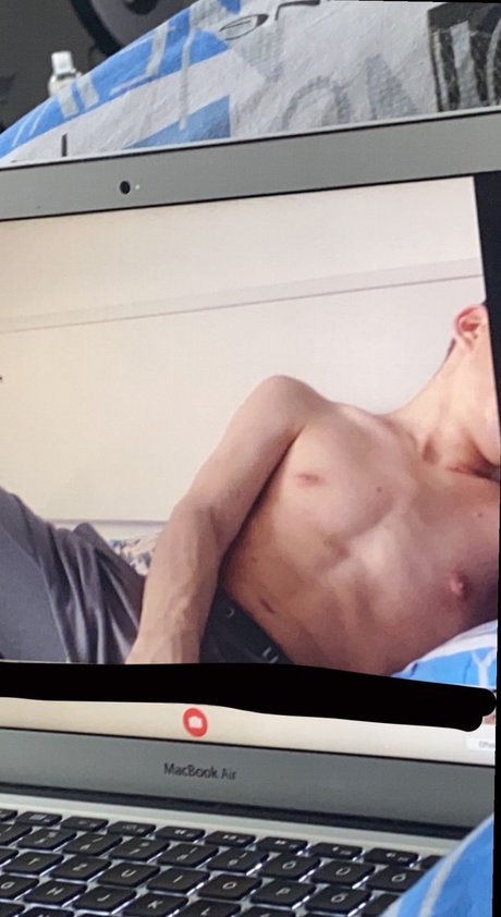 Nikolasyz high quality star pic