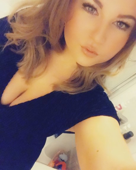 Alexandra Sophie pornstar hot pictures