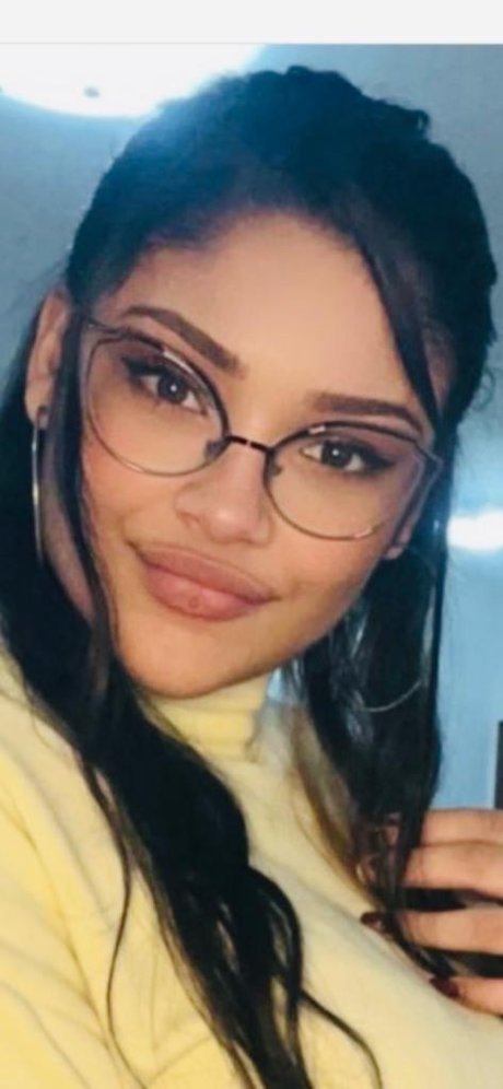 OnlySarita exclusive model picture