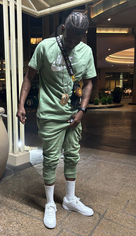 Ray Black art model galleries