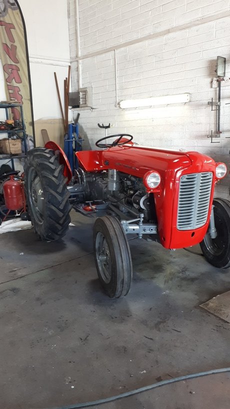 OnlyFarms model pretty galleries