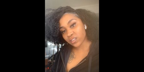 Milk Marine model photo