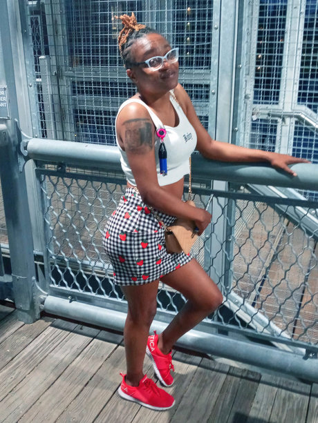 Tiny Tee model perfect image