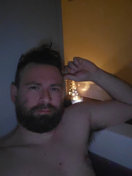 LilloneWolfy adult actress pictures