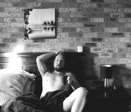 Damo nudes model picture