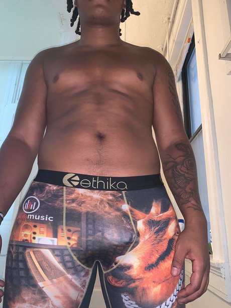 BabyFaceAce_ art model pics