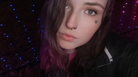 Ashley Houska high quality star gallery