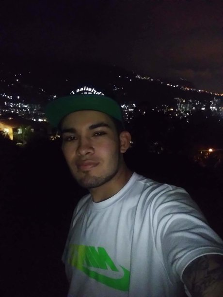 Oween EE nudes star pictures