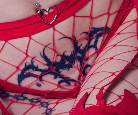 Ouranio toxxo adult star photo