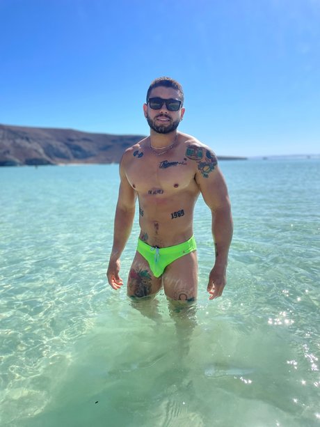 ozm_ pornstar pretty image