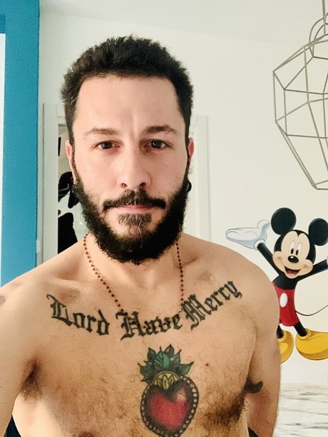 u7357236 nudes model image