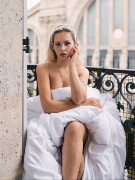 Dolce Ornella free model pics