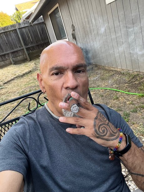 Pussyeater adult actress photos