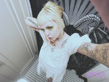 OPHELIA 400 VIDEOS star pornographic image