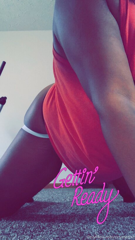 OnyxSton3 naked star pics