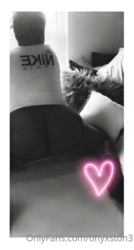 OnyxSton3 art model photos