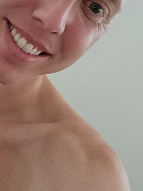 AdamSmithh24 pretty actress pics