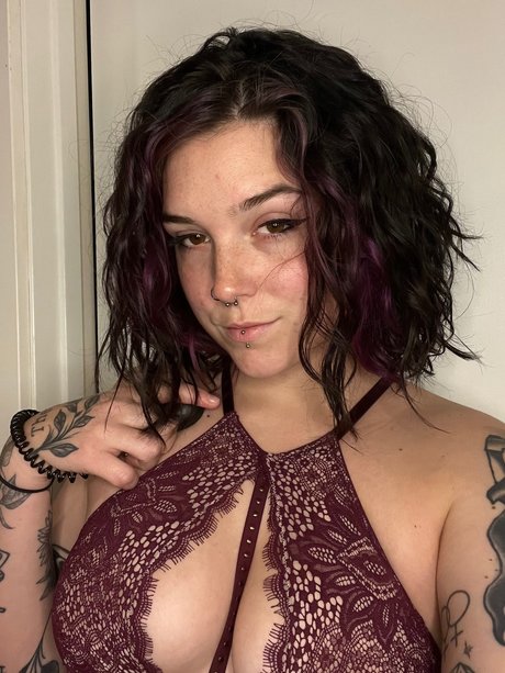 Alpha Josey_ nudes actress image