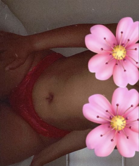 Asuka model top image