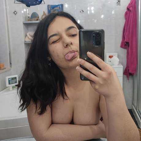 Topia pretty pornstar pictures