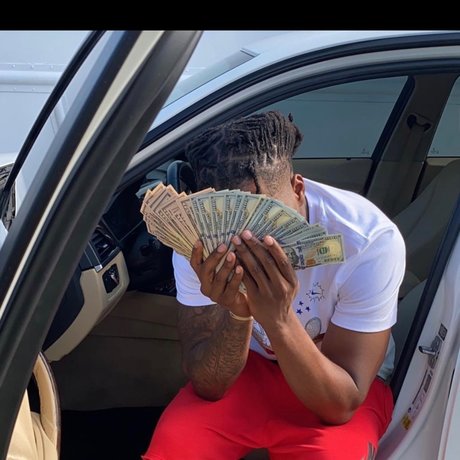 T R I L L_ star exclusive images