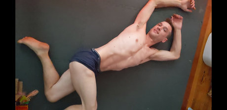 asian gilf onlyfans exclusive picture