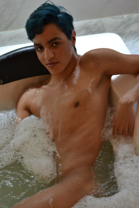 Tony Pierce star pic