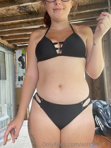 Ashhh naked model archive