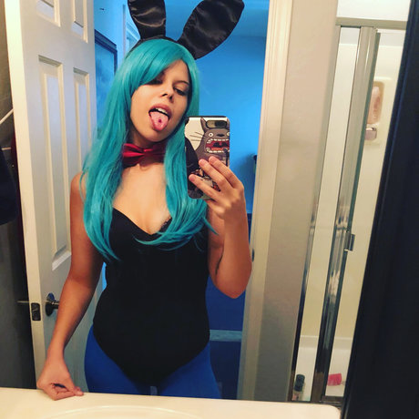 Amanda Power top model image